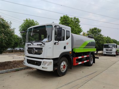 杭州用戶喜提12方灑水車，澆花、澆樹、綠化噴灑功能全