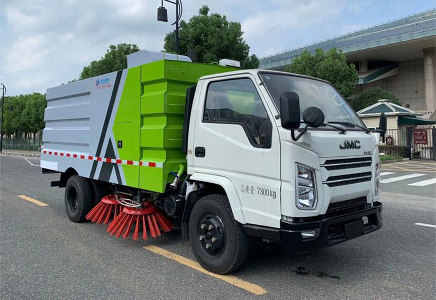 江鈴順達(dá)掃路車 國(guó)六