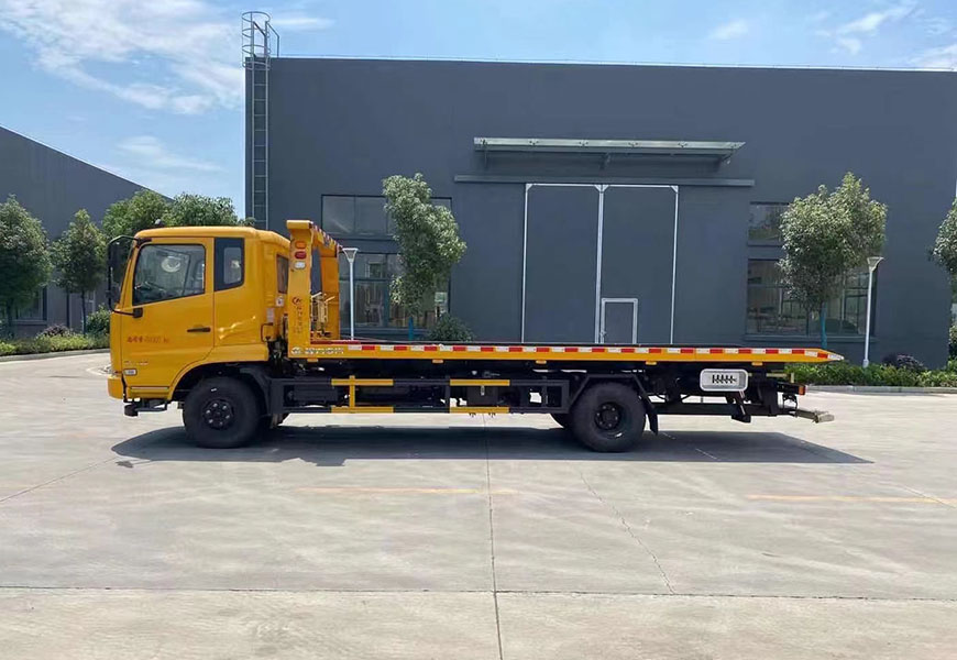 東風(fēng)天錦一拖二平板清障車(chē)