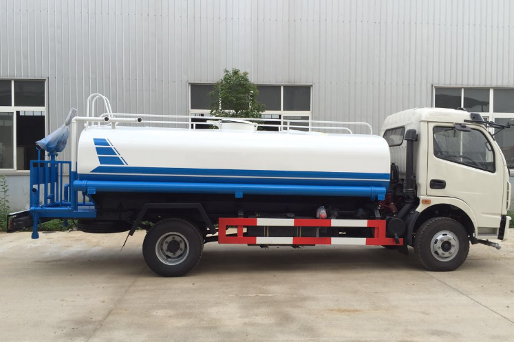 灑水車(chē)組成介紹